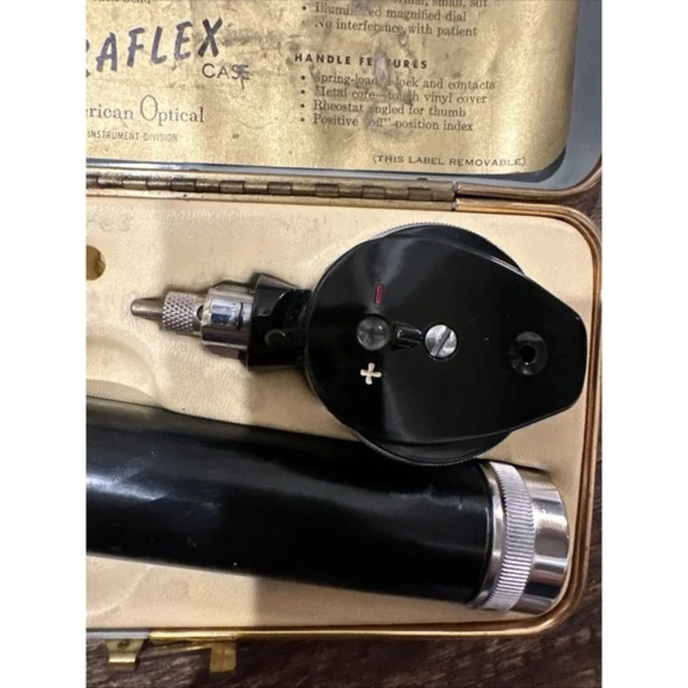 ful-vue otoscope deluxe duraflex‎ case american optical. Vintage. Old.